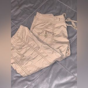 capris